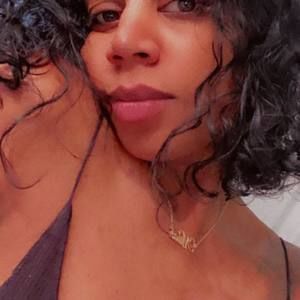 Meet your Posher, Milah